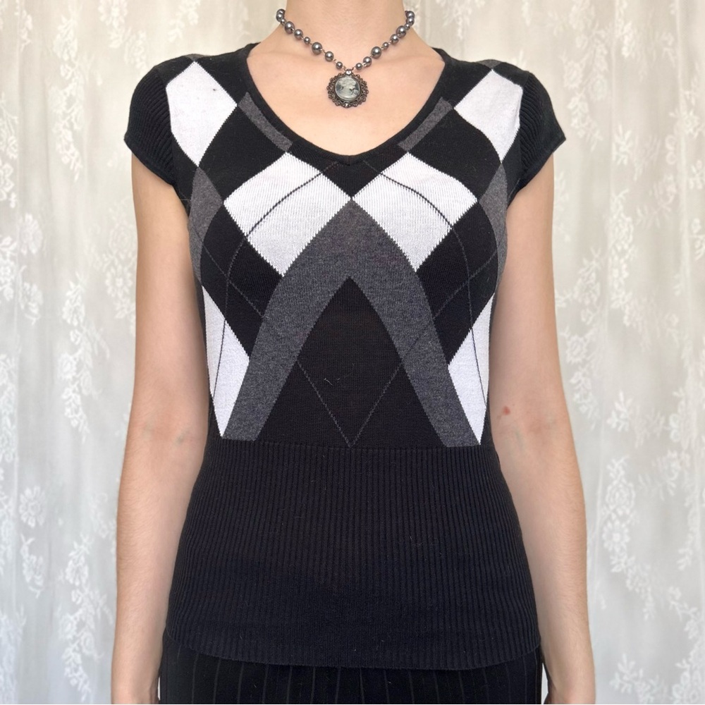 2000s Dark Academia Argyle Sweater Vest